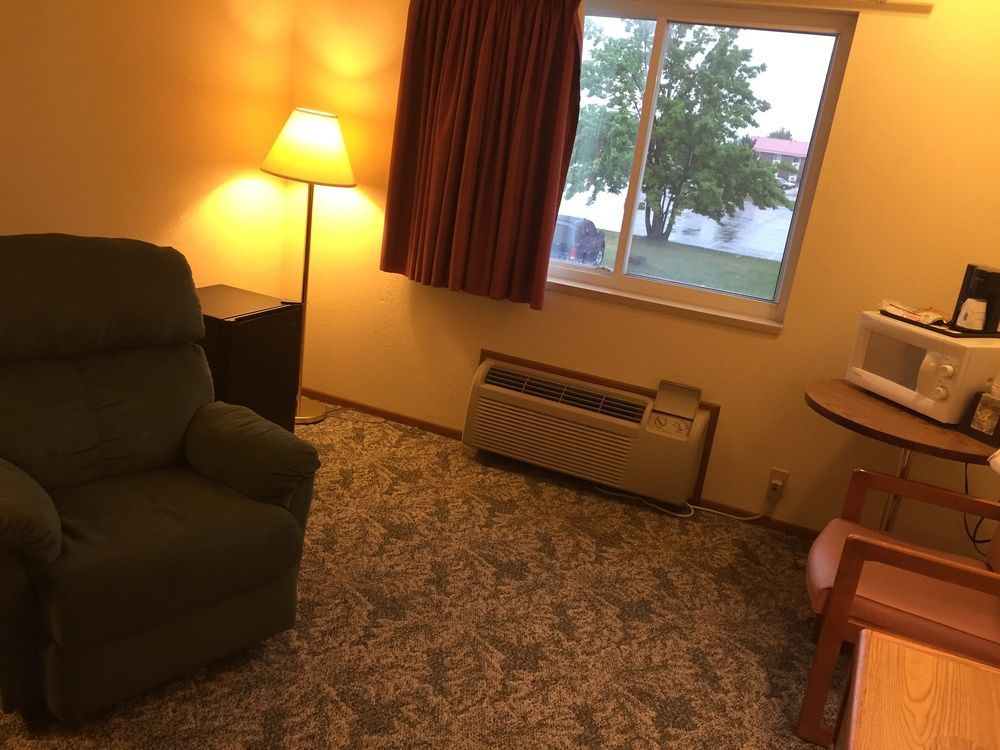 Super 8 By Wyndham Escanaba Eksteriør billede