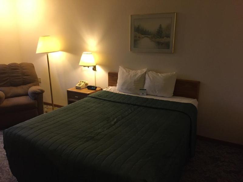 Super 8 By Wyndham Escanaba Eksteriør billede