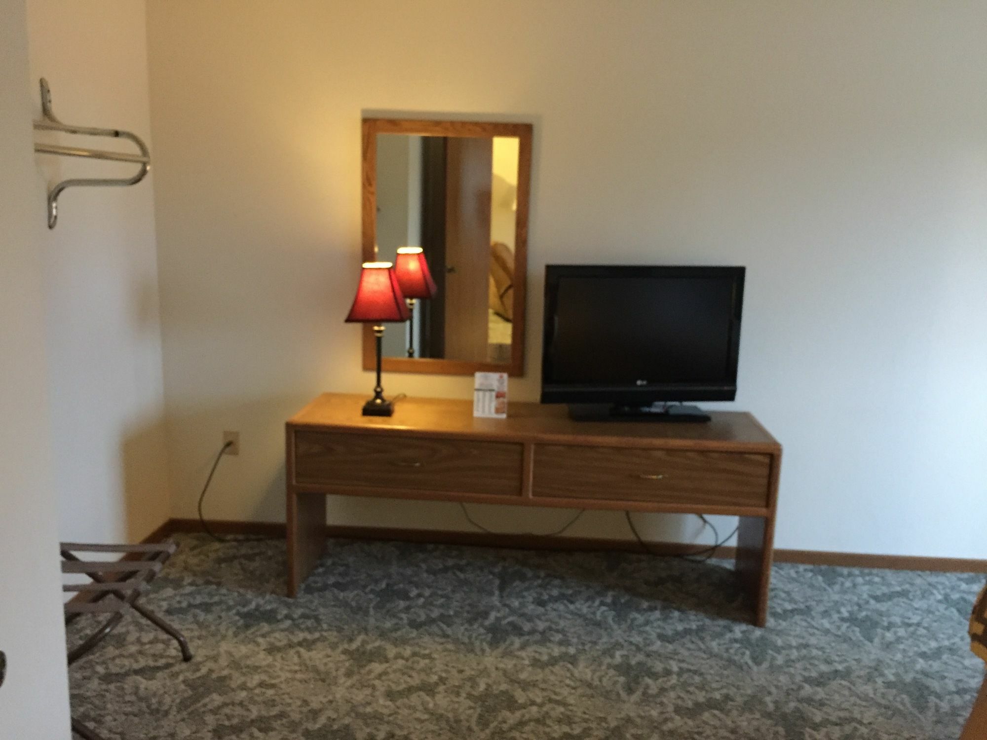 Super 8 By Wyndham Escanaba Eksteriør billede