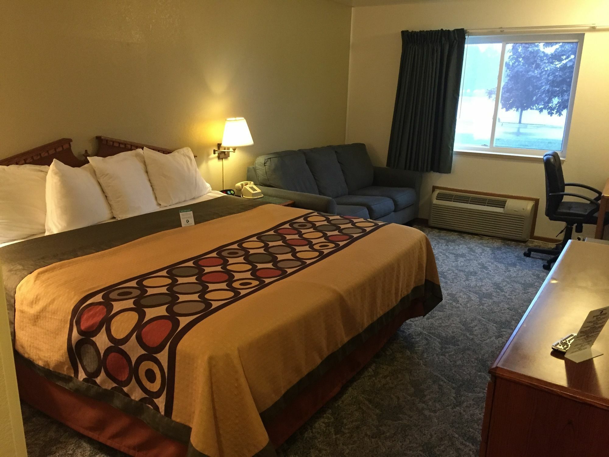 Super 8 By Wyndham Escanaba Eksteriør billede